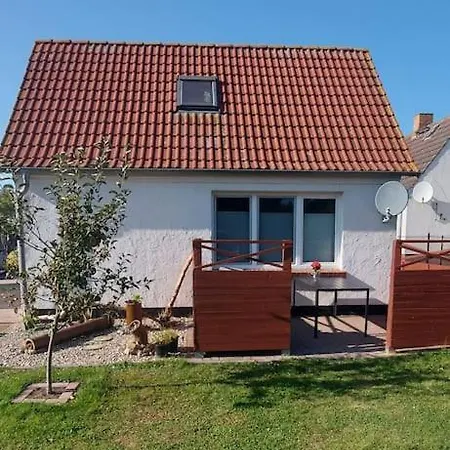 Apartment Kleines Ferienhaus In *